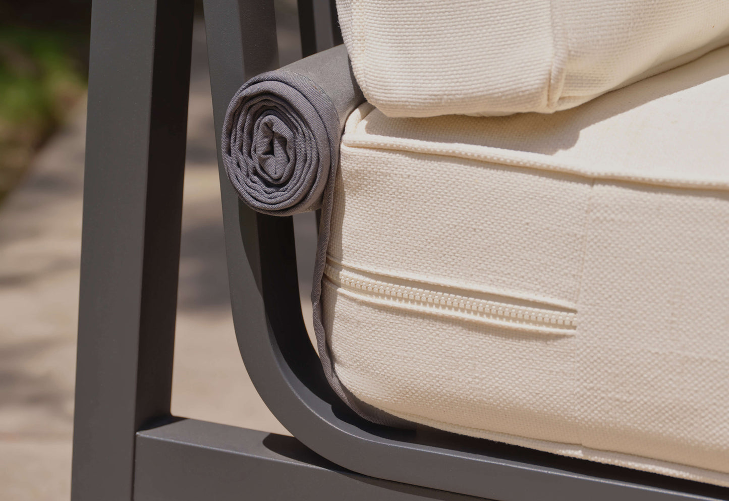 Canapé d'extérieur en aluminium anthracite avec fauteuils - 6 places