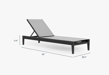Chaise longue d'extérieur en aluminium anthracite avec âme en métal.