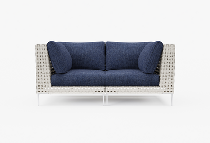 Canapé deux places d'extérieur en osier à tissage ajouré