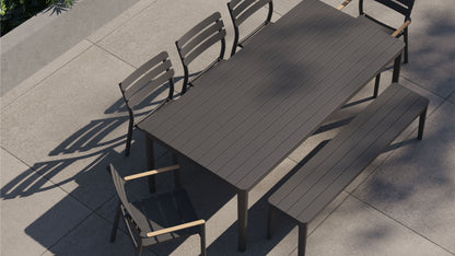 Table de salle à manger rectangulaire d'extérieur en aluminium + 2 fauteuils 595 + 3 chaises sans accoudoirs 595 + banc de salle à manger en aluminium