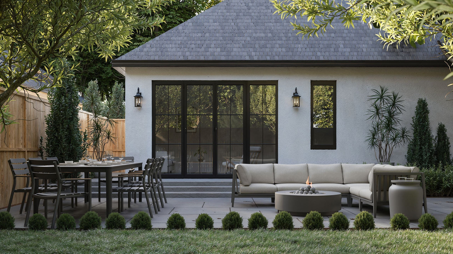 Table de salle à manger d'extérieur OuterStone + 2 fauteuils 595 + 3 chaises sans accoudoirs 595 + banc de salle à manger en aluminium